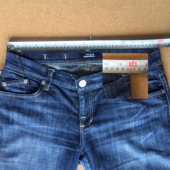 Rock & Republic Scorpion Jeans Yellow Stitch - Picture 3 of 7